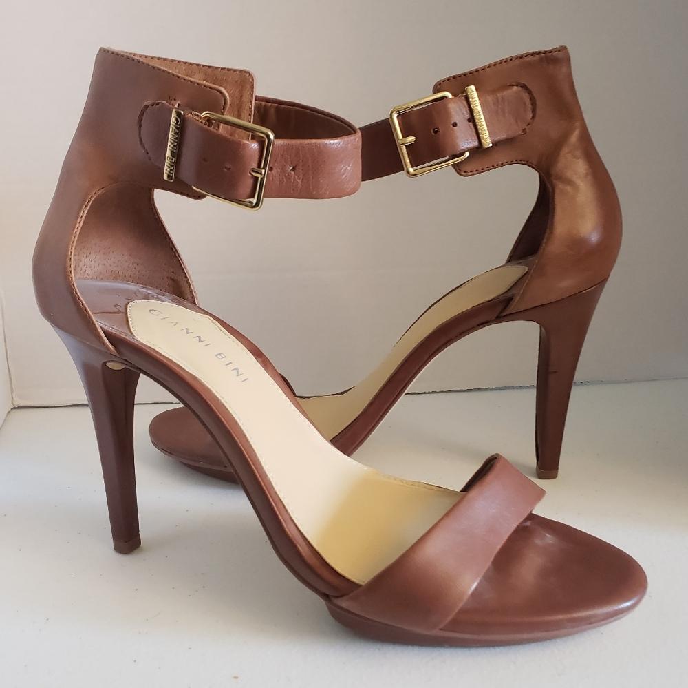 Gianni Bini Open Ankle Strap High Heel Pumps 10